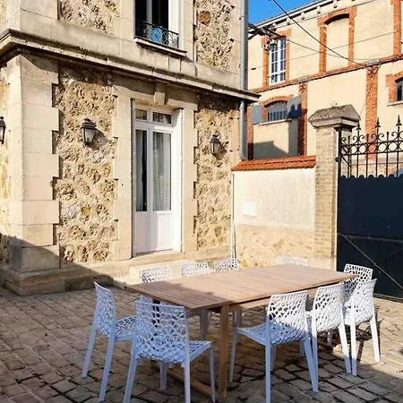 Particulier, A 100m De L'avenue De Champagne エペルネー